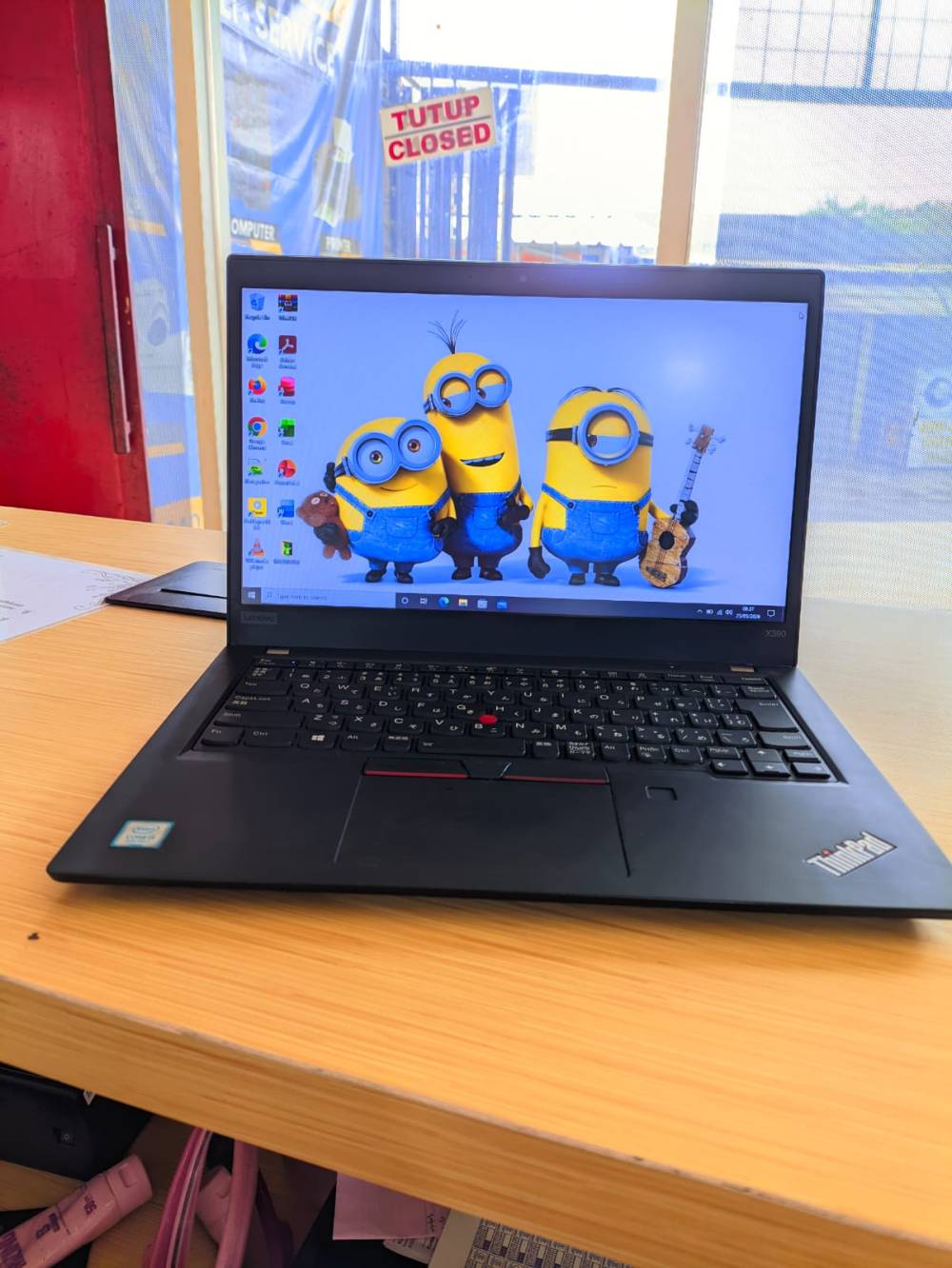 Laptop LENOVO THINKPAD X390