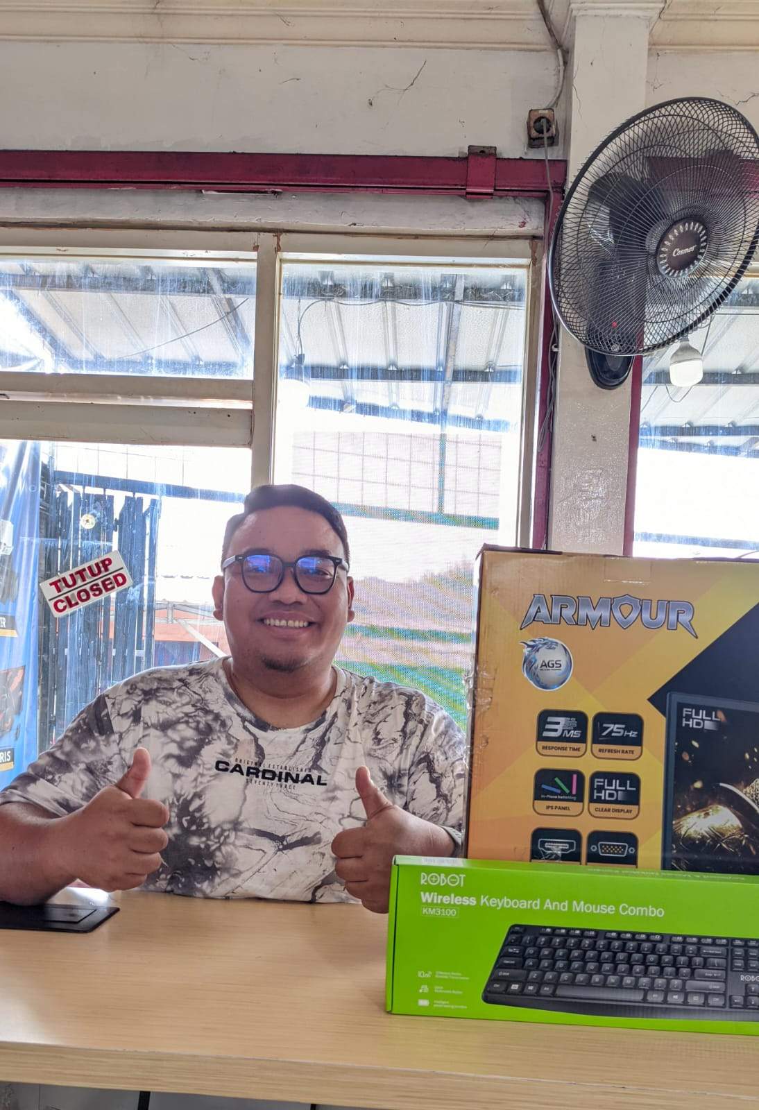 Testimoni Sold Out Monitor Armour 24inch + Keyboard combo